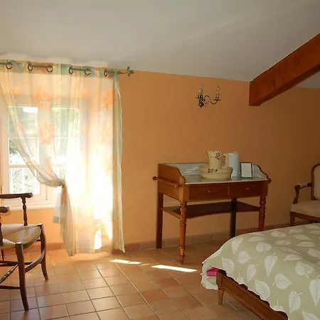 Bed & Breakfast Mas De La Garrigue
