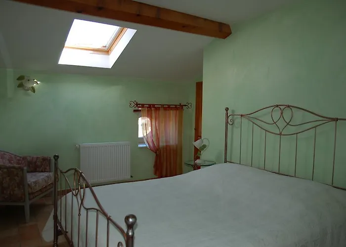 Bed & Breakfast Mas De La Garrigue