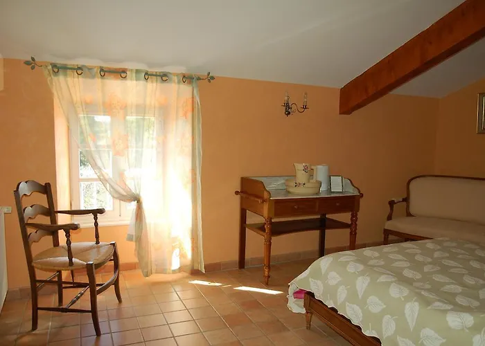Bed & Breakfast Mas De La Garrigue